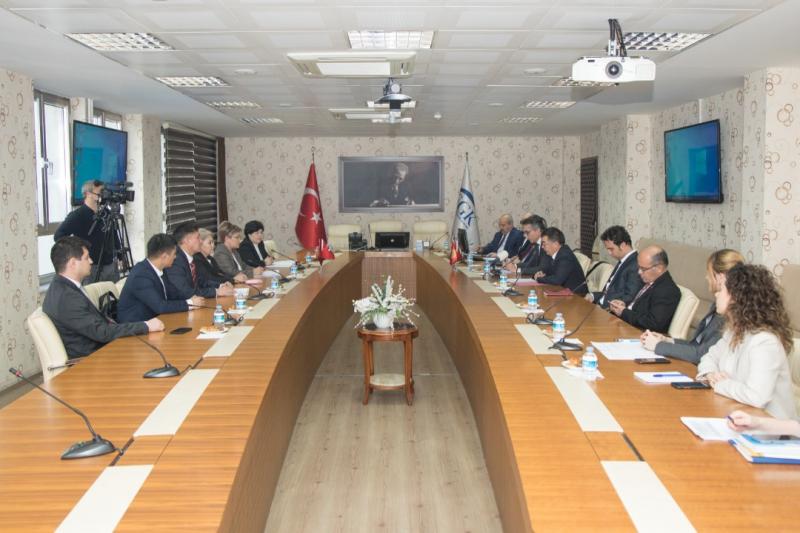 Эксперты Соцфонда Кыргызстана обсудили с Минтруда Турции реализацию договора по пенсиям