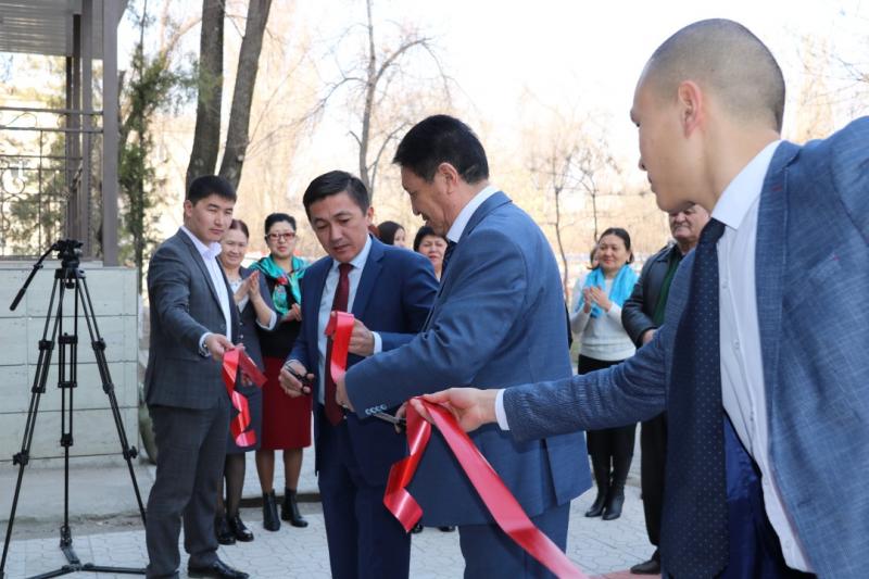 В Бишкеке состоялось открытие нового здания Октябрьского Соцфонда.