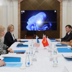 Кыргызстан - Молдова. Кызматташуунун жаңы багыттары талкууланды